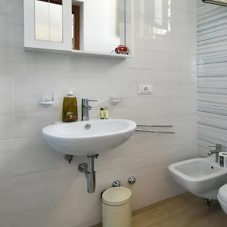 Apartment Isabella By Typney *